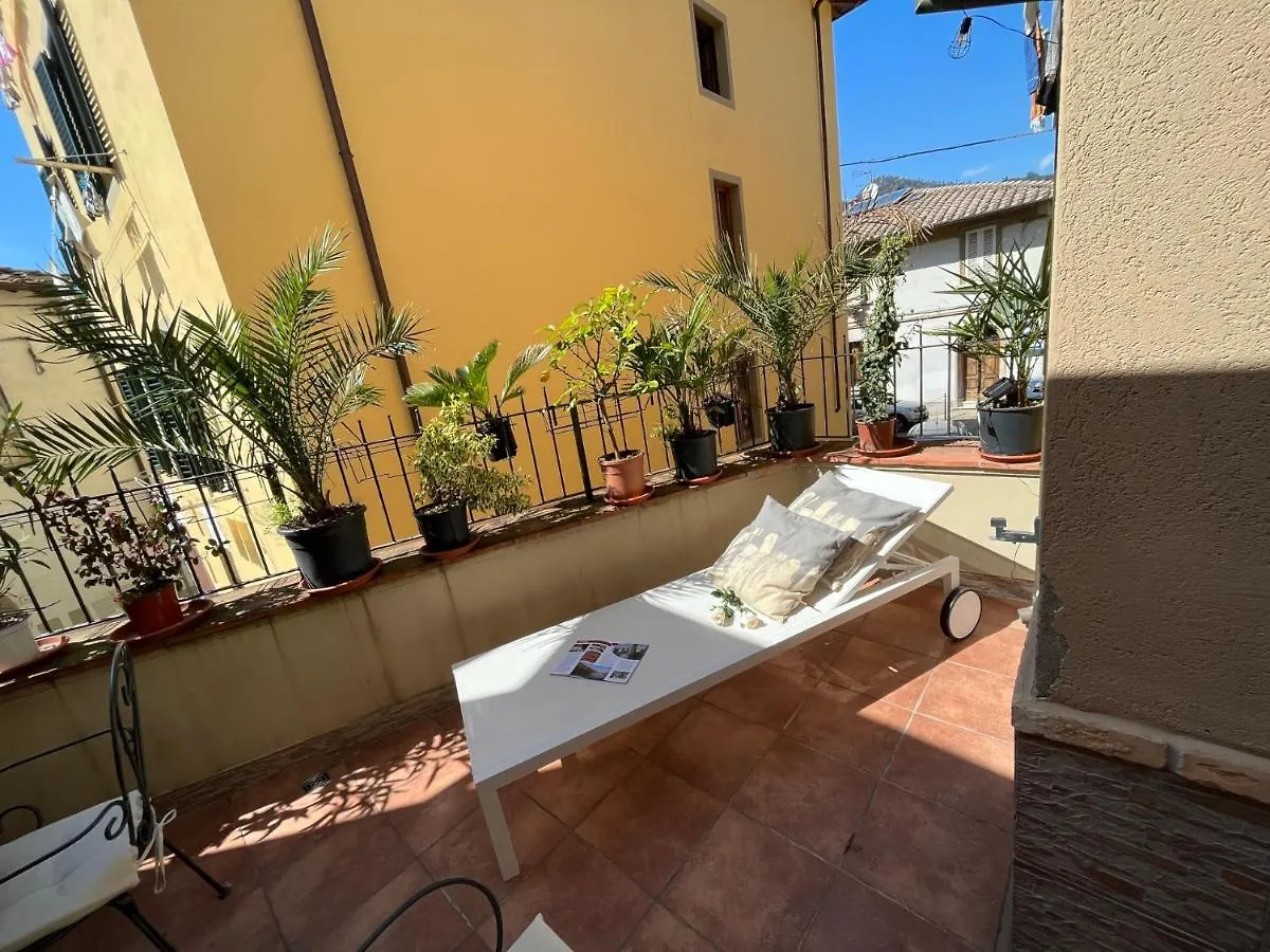 Terrazza Giuliana Villa Pescia 0*,