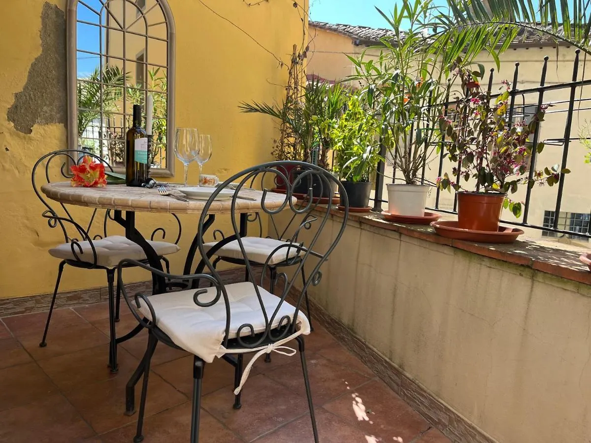 Terrazza Giuliana Villa Pescia